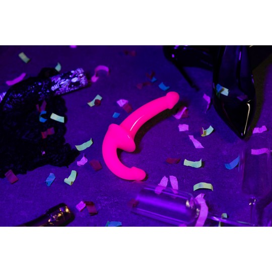 STRAPLESS STRAP-ON - GLOW IN THE DARK - 6\&#039;\&#039; / 13,5 CM