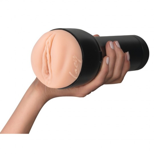 ПОЧУВСТВОВАТЬ СЕБЯ ЛЭЙСИ ЛЕННОН