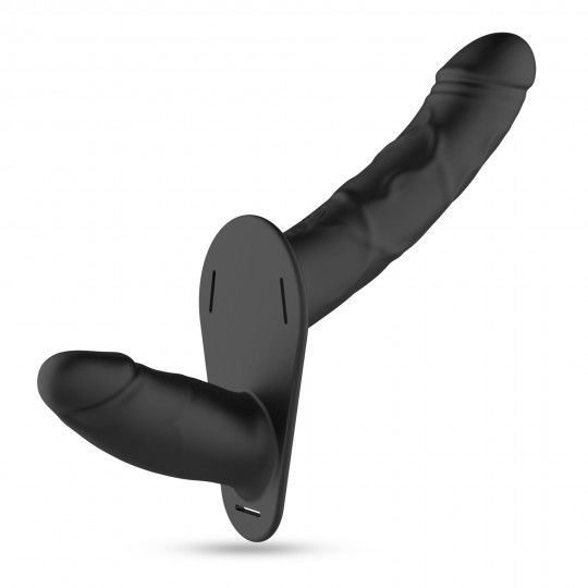 LABIONDA STRAP ON DUPLO COM COMANDO CRUSHIOUS