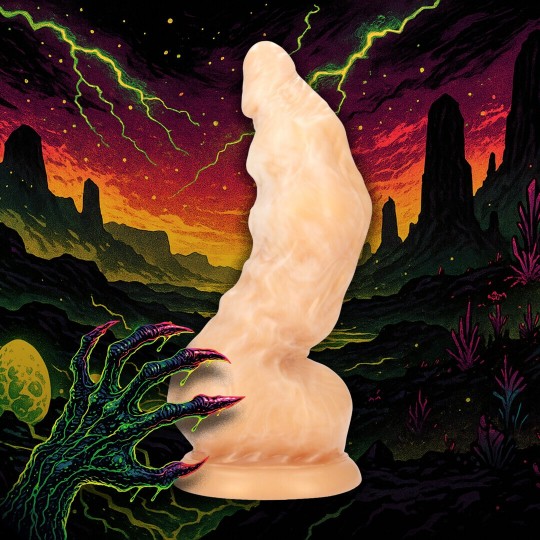 GOLDEN ALIEN INVADER - SILICONE DILDO - GOLDEN