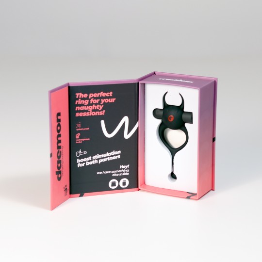 DAEMON ANILLO PARA EL PENE CON BALA RECARGABLE NEGRO CRUSHIOUS