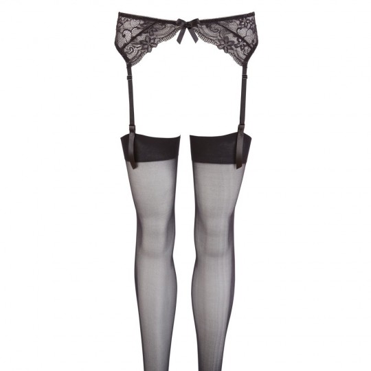 SUSPENDER BELT