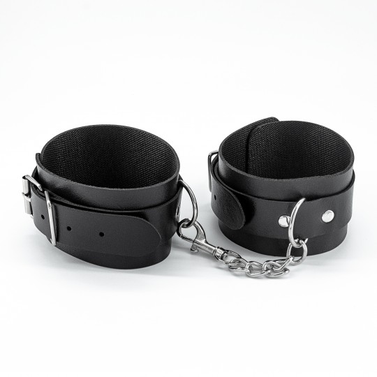 PUNISHER BONDAGE KIT CON 8 PEZZI CRUSHIOUS