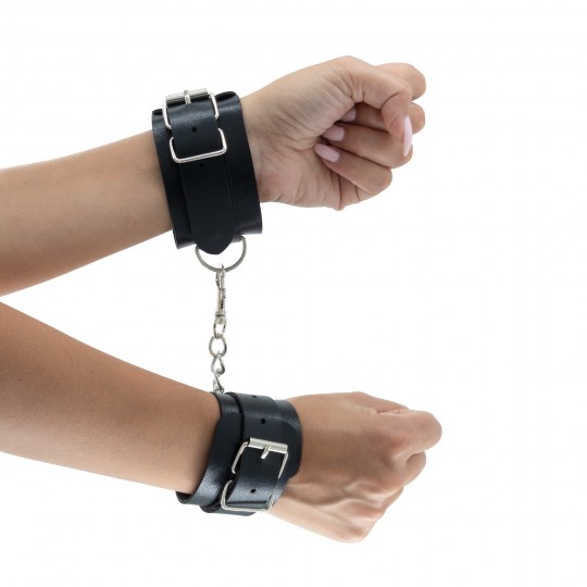 PUNISHER BONDAGE KIT CON 8 PEZZI CRUSHIOUS